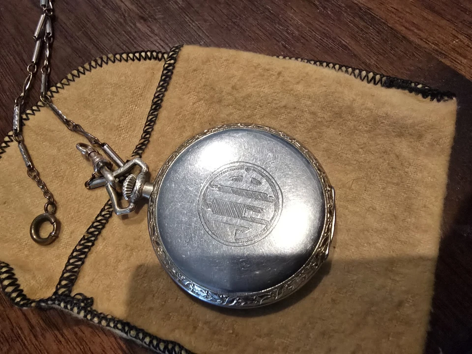 vintage gruen pocket watch Wasdsworth Case 14 K Gold  - Image 3 of 4