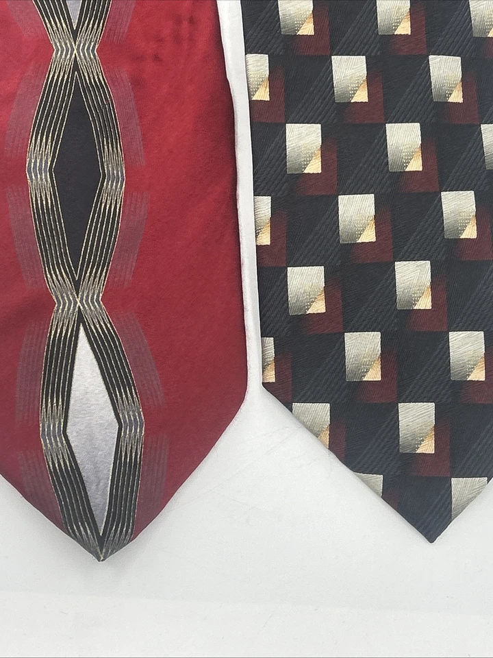 *GIORGIO BRUTINI* Lote de 2 corbatas para hombre 100 % seda USADAS negras 60” rojas 64” Foto 4 de 4