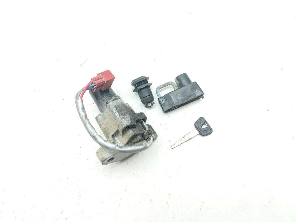 08 Yamaha V Star XVS1100 Lock Set Ignition Switch And Key - Image 4 of 4