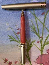 Sailor Fountain Pen 18K Gold Nib Excellent Condition Writing Instrument
