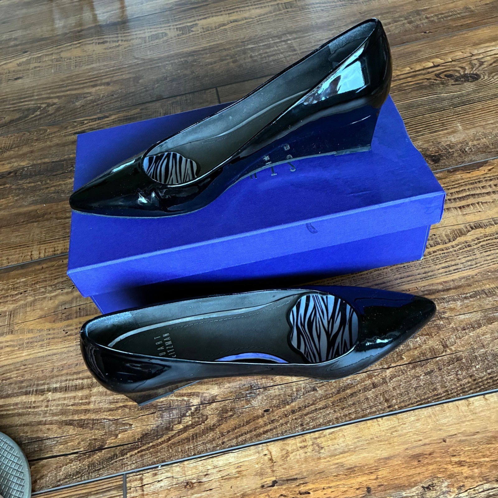 Stuart Weitzman Patent Leather Dress Shoes - 7.5 EUC