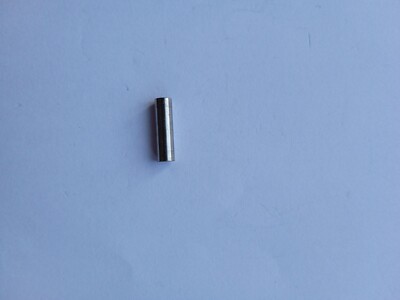 Os Max 21 XM wrist pin
