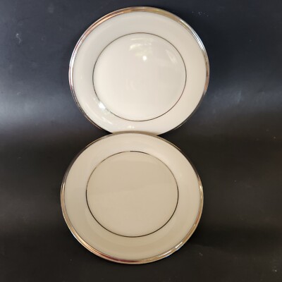 Lenox SOLITAIRE Ivory White Bread Plates Platinum Rim 2-Lot 6.5''