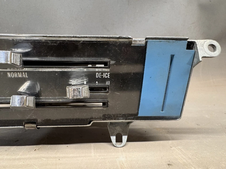 Pontiac GTO LeMans 1969 controles de calefacción lente de tablero Tempest sin aire acondicionado Foto 2 de 4