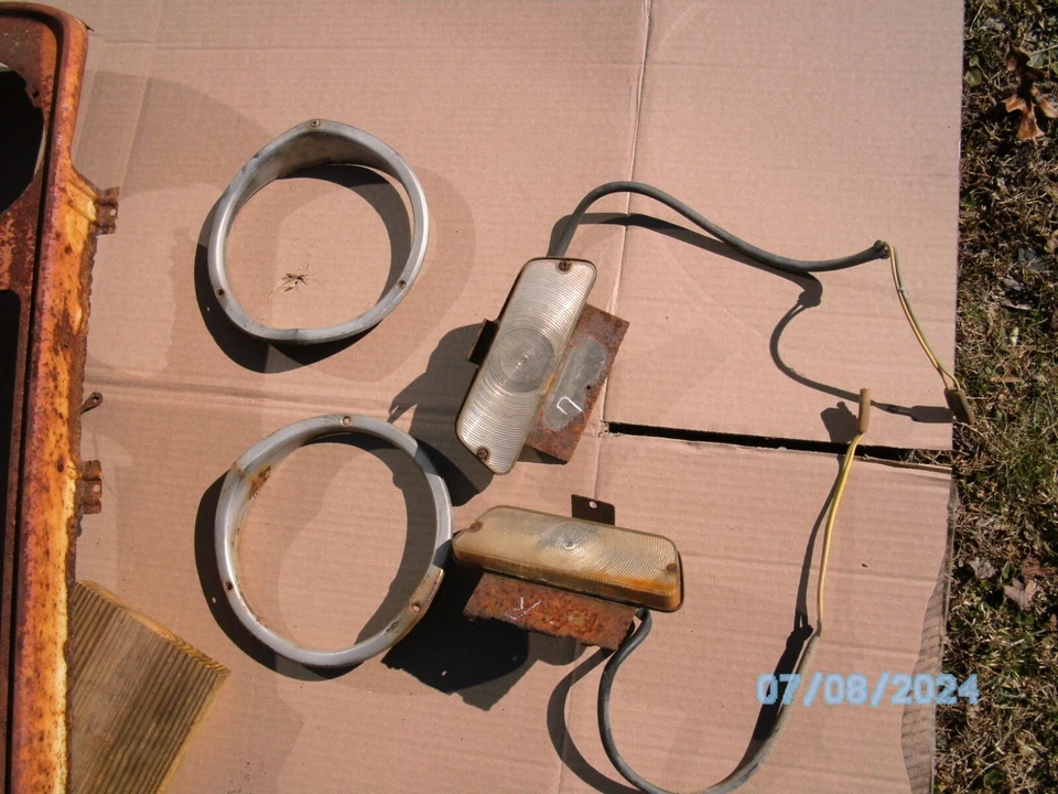 Camioneta pickup Dodge D 100-200-300 parrilla 1968 1969 1970 Foto 2 de 4