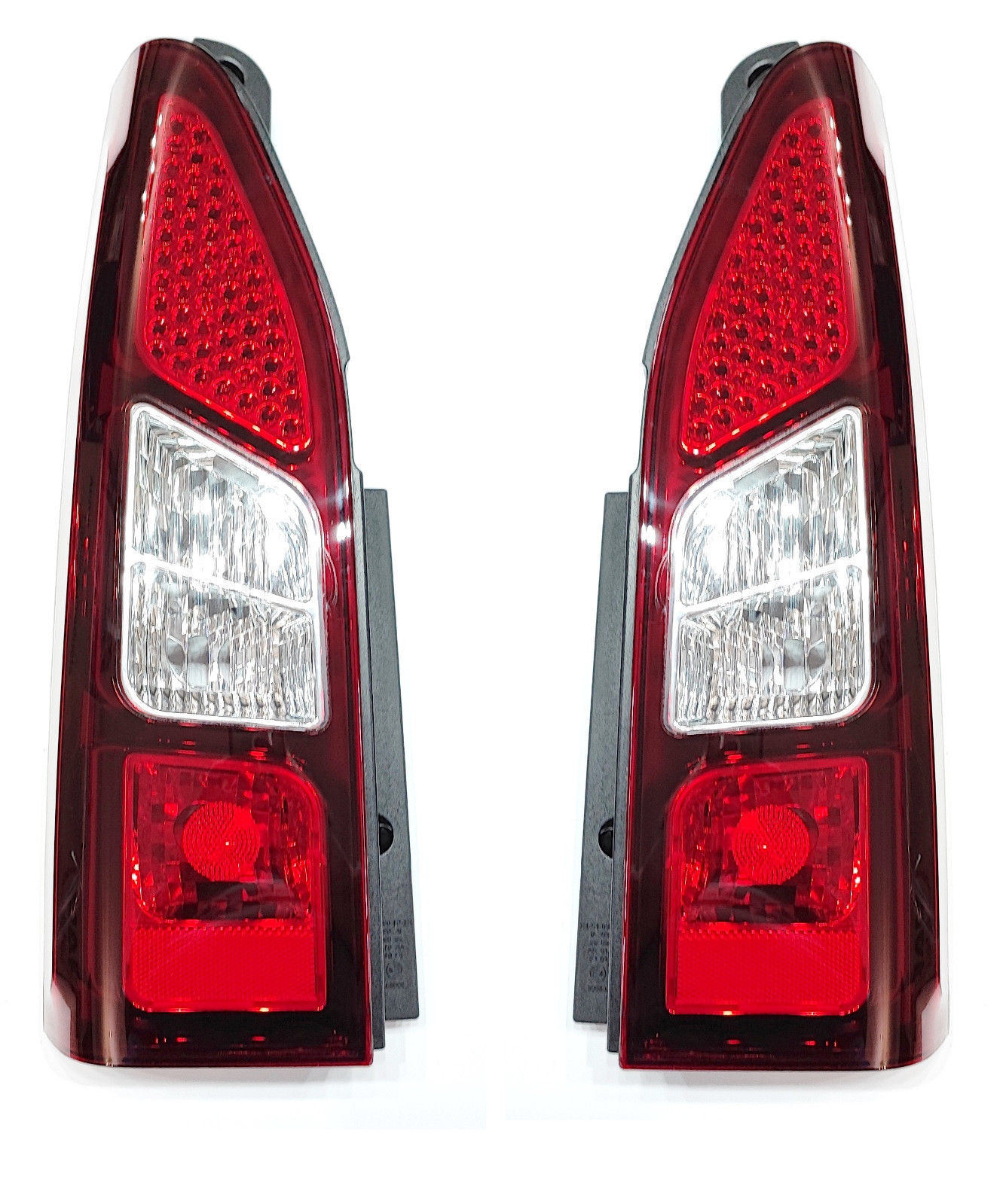 Lampe stop arrière Partner Tepee phase 2 optique teintée noire de rechange