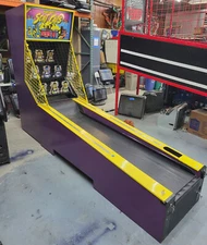 SCAT CATS Skeeball 8' Alley Roller Ticket Redemption Arcade (Down The Clown)