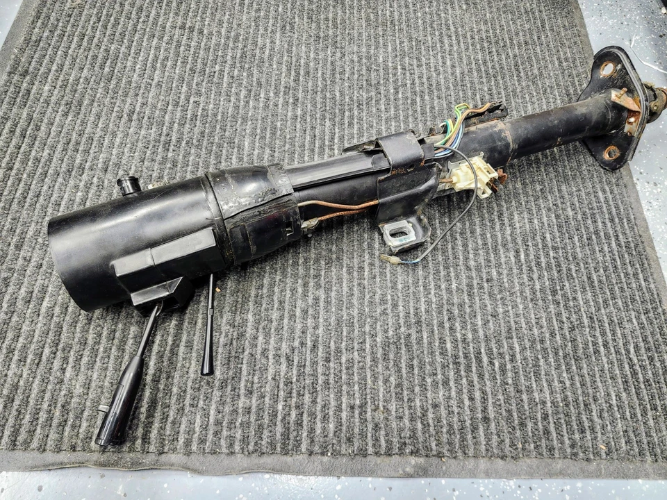 Conjunto de columna de dirección inclinable y palancas USADAS BUENAS con llave 84-85 C4 Corbetas Foto 4 de 4