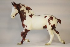 Breyer Traditional Modellpferd Bryant’s Jake