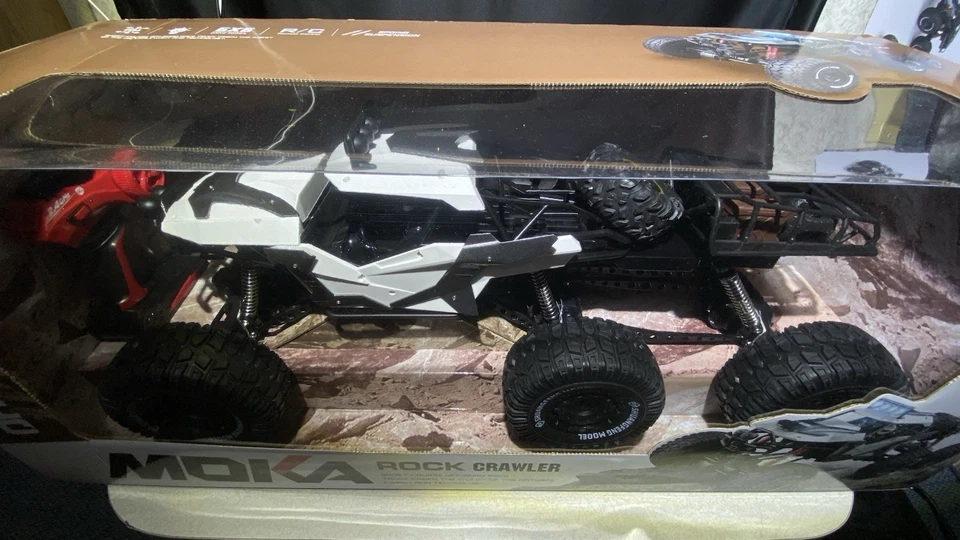 6 Wheeled RC Truck - Image 3 of 4