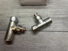 ICO Bath A1014 Tuzio 4" W x 2.5" H Brass Angled Valve Pair for Towel READ