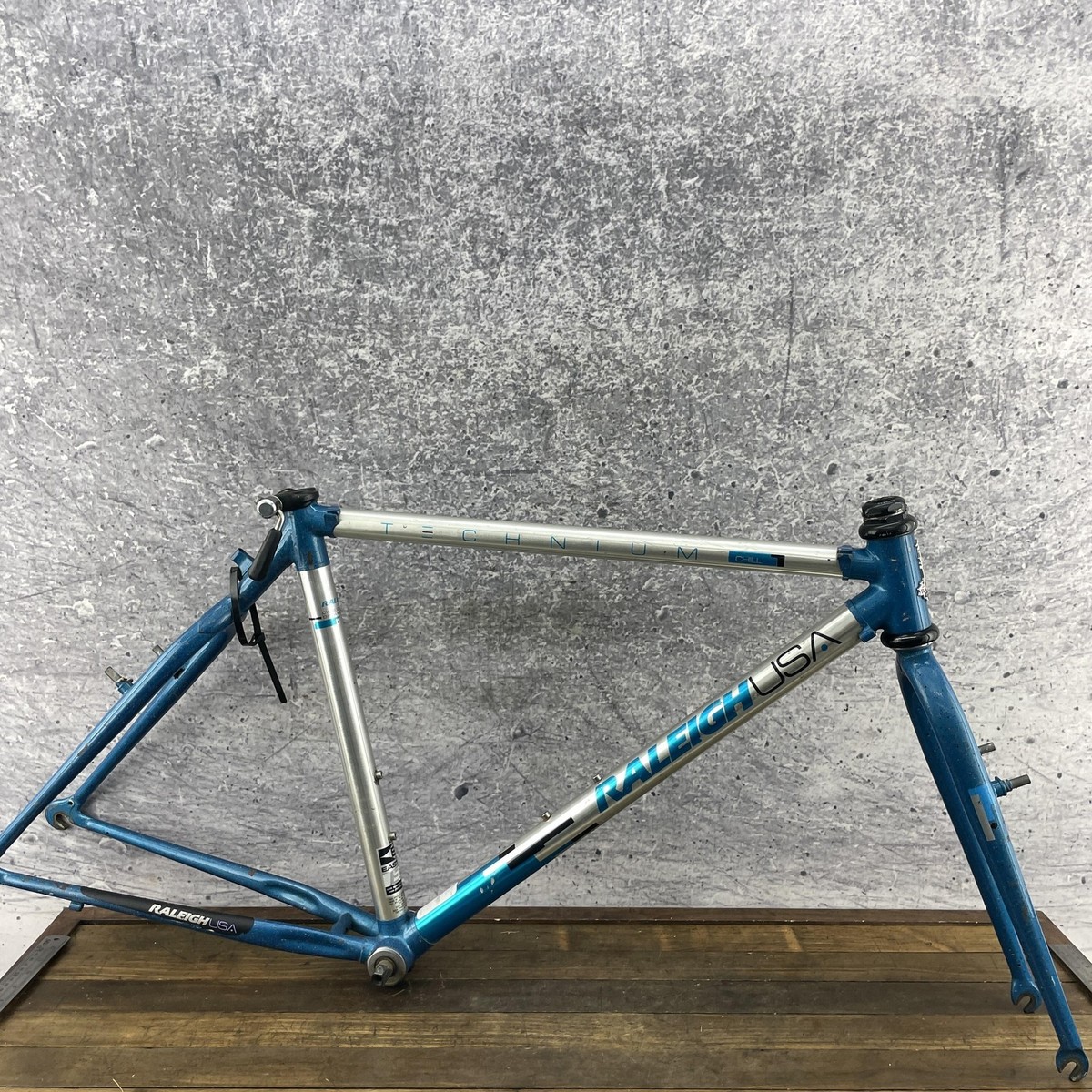 Vintage Raleigh USA Technium CHILL Frame Set 18.5 Alloy Mountain