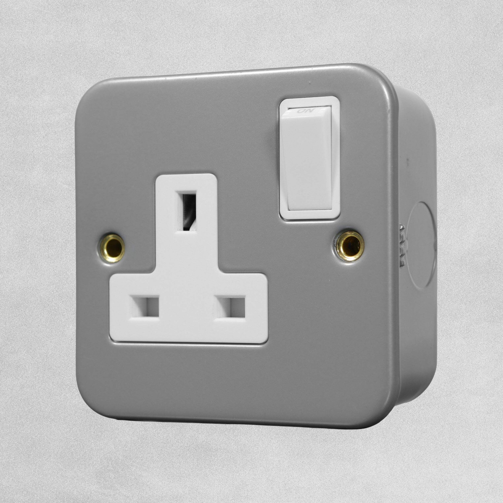 Status 13A 1 Gang DP Metal Clad Switched Wall Socket