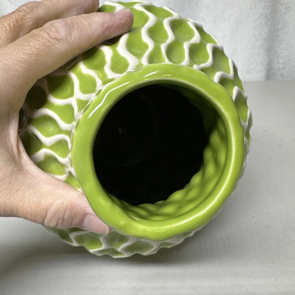 Jarrón Bed Bath & Beyond IMAX Agatha verde y blanco ver fotos Foto 3 de 4