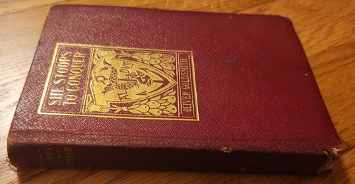 She Stoops To Conquer Leather Cover Pocket Sized Book Oliver Goldsmith 1900 - Imagen 2 de 4
