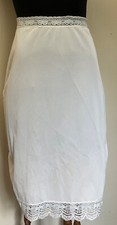 Vintage Olga Cream-Colored Half Slip Lace Trim Blue Accented Size Large F01 