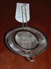 NEW Household Trends Stainless Steel Strainer Set of 2.  6 1/2" AND 4" (2-FD-52)