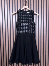 Trina Turk Dress Small Womens Black Sleeveless Fit & Flare Houndstooth Mesh Knit