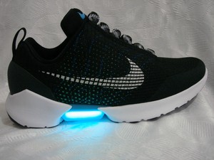 nike hyperadapt mag
