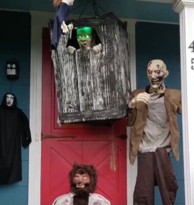 Spirit Halloween 2009 All Boxed Up Animatronic Prop Decoration Horror Life-Size