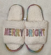 Women  s Christmas Slippers Size M 7-8  MERRY-BRIGHT  Memory Foam