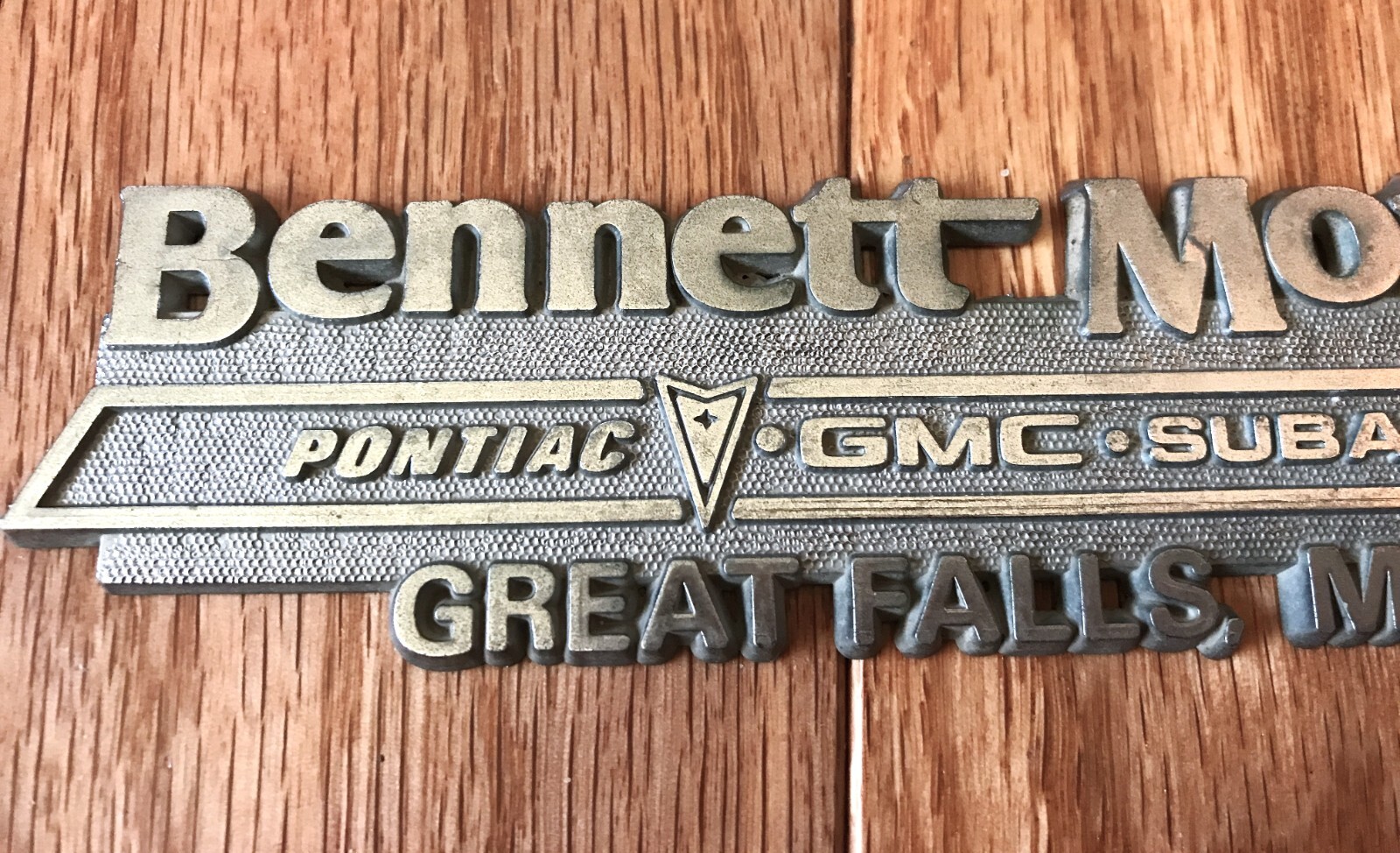 Vintage Auto Dealership Nameplate Motors Great Falls MT Emblem