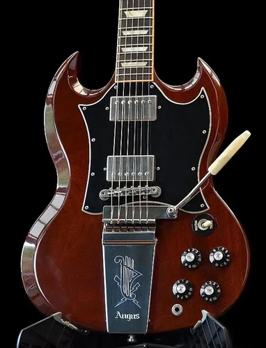 Hot Sale Cherry Red Electric Guitar Engraved Lyre Long Vibrola Maestro Tremolo