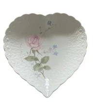 Beautiful Mikasa Heart Shaped 6" Trinket Porcelain Dish w Rose With Love