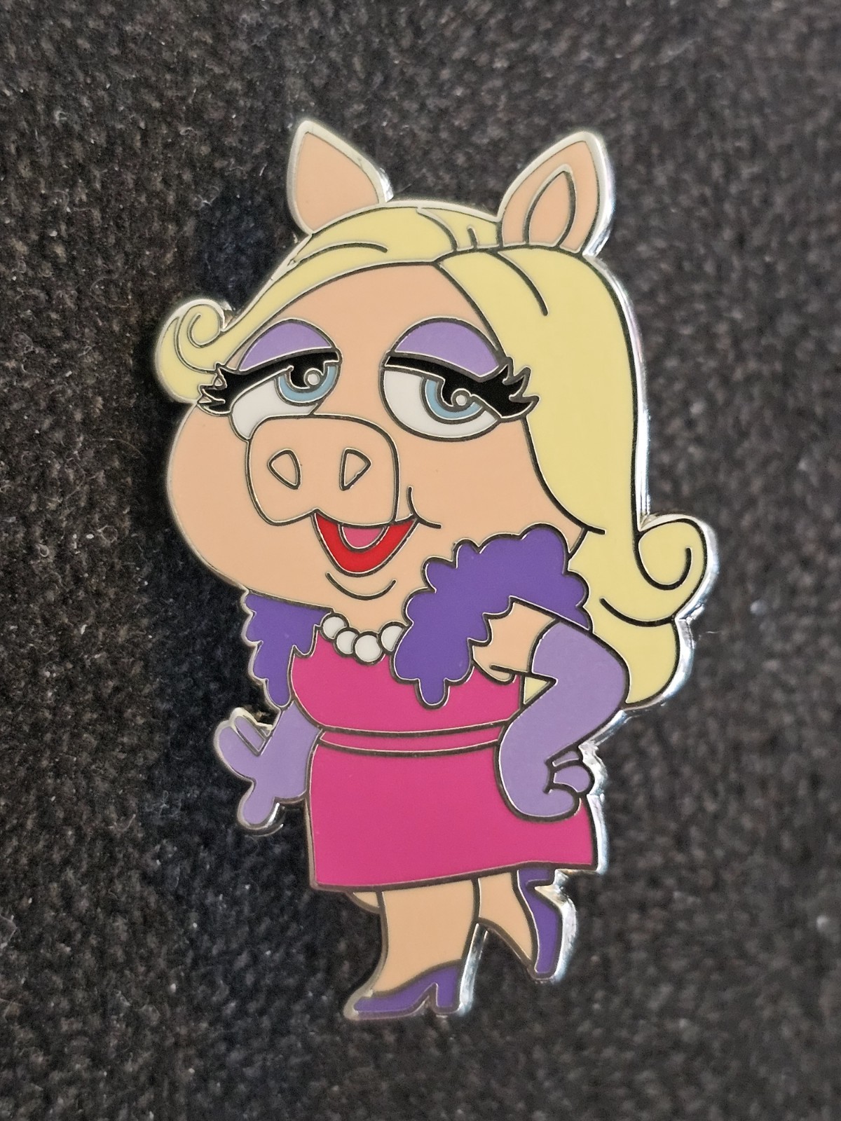 Disney - The Muppets - Miss Piggy from Build A Pin Set (20)