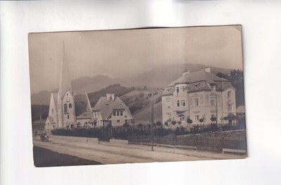 G1143) Ansichtskarte SPITTAL / DRAU Kärnten Evang. KIRCHE Straße VILLA 1909 RPC