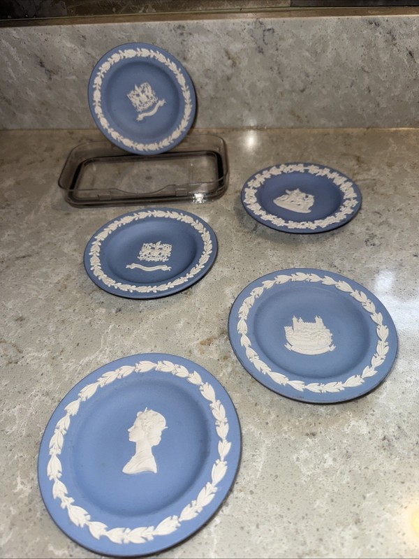 5 Pieces Wedgwood Blue Jasperware stamped Mini Plates