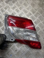 Feu arrière Infiniti M30