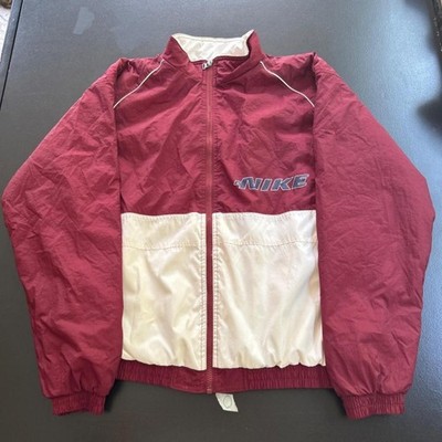 Insane vintage sportswear vibes!   Retro Nike full-zip windbreaker jacket in a