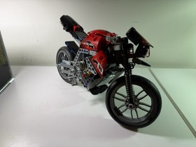 LEGO TECHNIC: Motorbike (8051) used complete no box no instructions