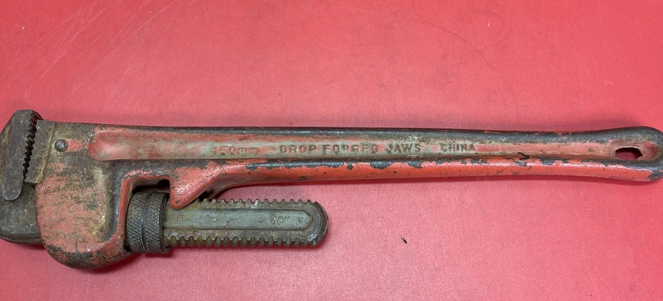 LLAVE DE TUBO DE ALTA RESISTENCIA HUSKY 18 pulgadas DOBLE ACCIONAMIENTO Foto 3 de 4