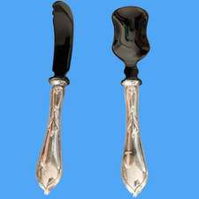 caviar argenterie tartineur cuillère art nouveau fleur Villeroy & Boch art table