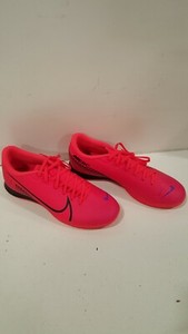 indoor soccer shoes size 13