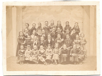 Klassenfoto Mädchen um 1865 Albumine Format 17x11
