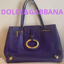 Dolce & Gabbana Purple A luxurious design that can be used daily and is popular