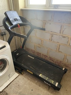 Reebok ZR8 Treadmill Running Machine with Incline Fully Functional