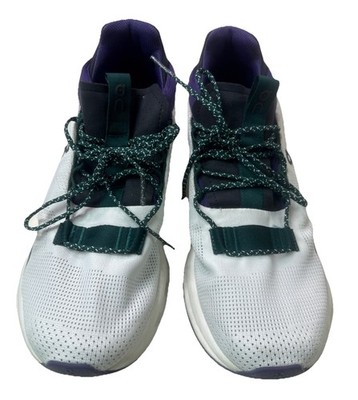 26.99811 ON Cloudnova Shoe Women's White/Violet Size 9.5