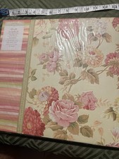 New In Plastic 12x12 Post Bound Expandable Scrapbook.