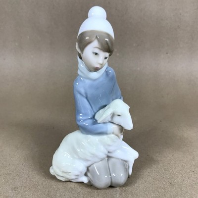 Lladro Hirtenjunge mit Lamm 4676 Vintage Porzellan Figur Rentner
