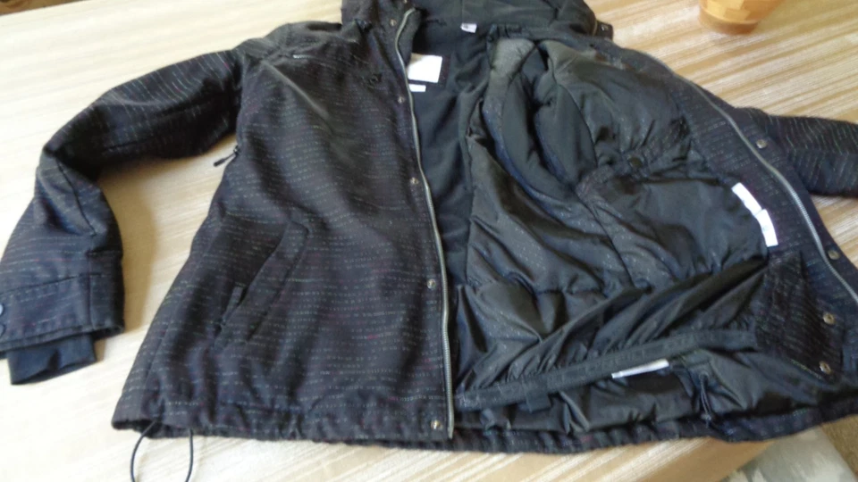 Chaqueta de esquí/nieve O'NEILL para mujer talla mediana - negra - capucha adjunta - limpia Foto 3 de 4