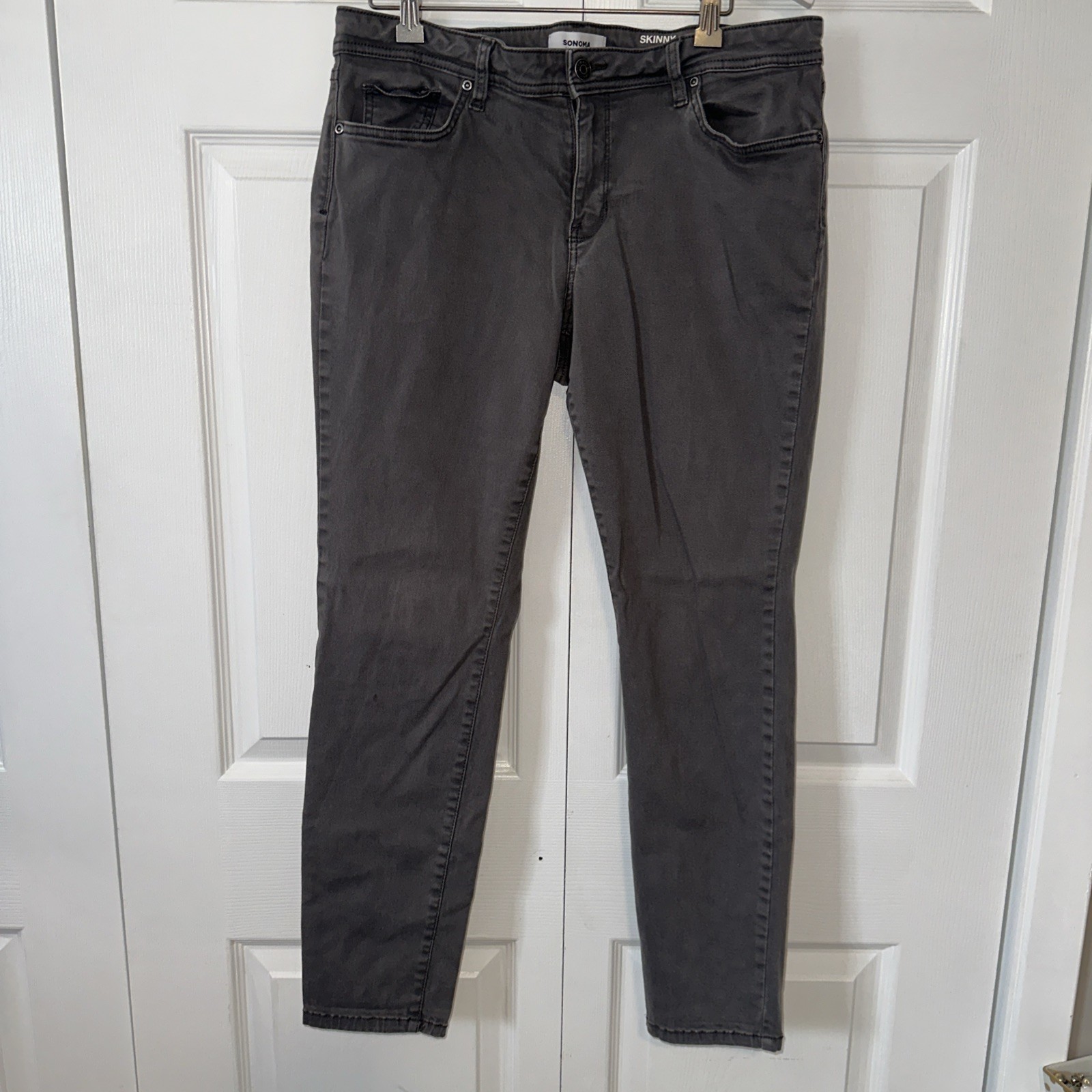 Sonoma Skinny Jeans Dark Gray Women's size 14 Denim Jeans-image