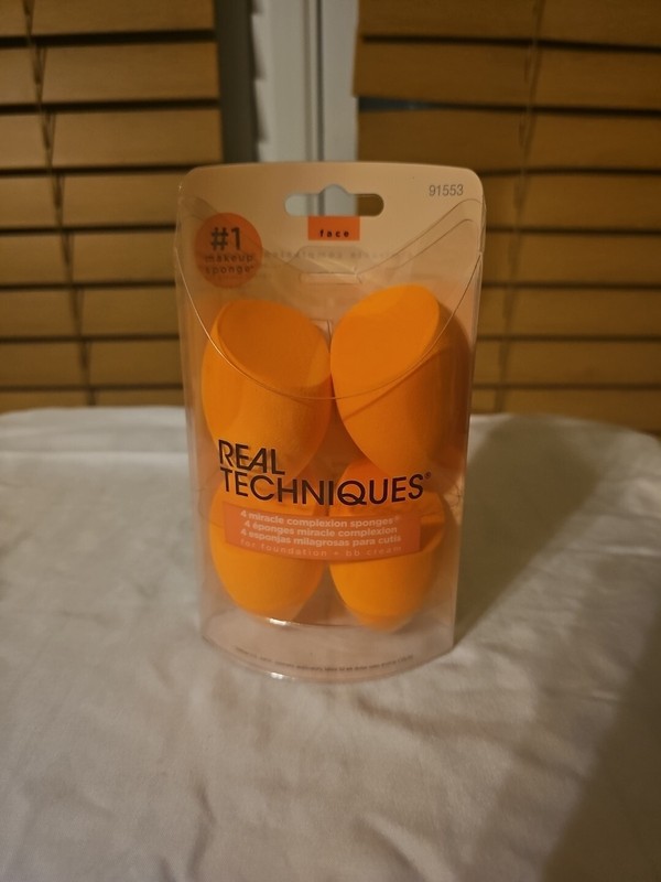 Real Techniques 1553 Miracle Complexion Sponges - Orange, Pack of 4