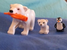 Lego Oso Polar con Bebé Oso y Pingüino