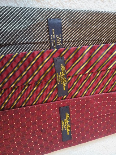 (3) BROOKS BROTHERS Silk Neck Ties. 100 % Silk  Made In USA.  3 7/8" Wide  - Picture 7 of 14