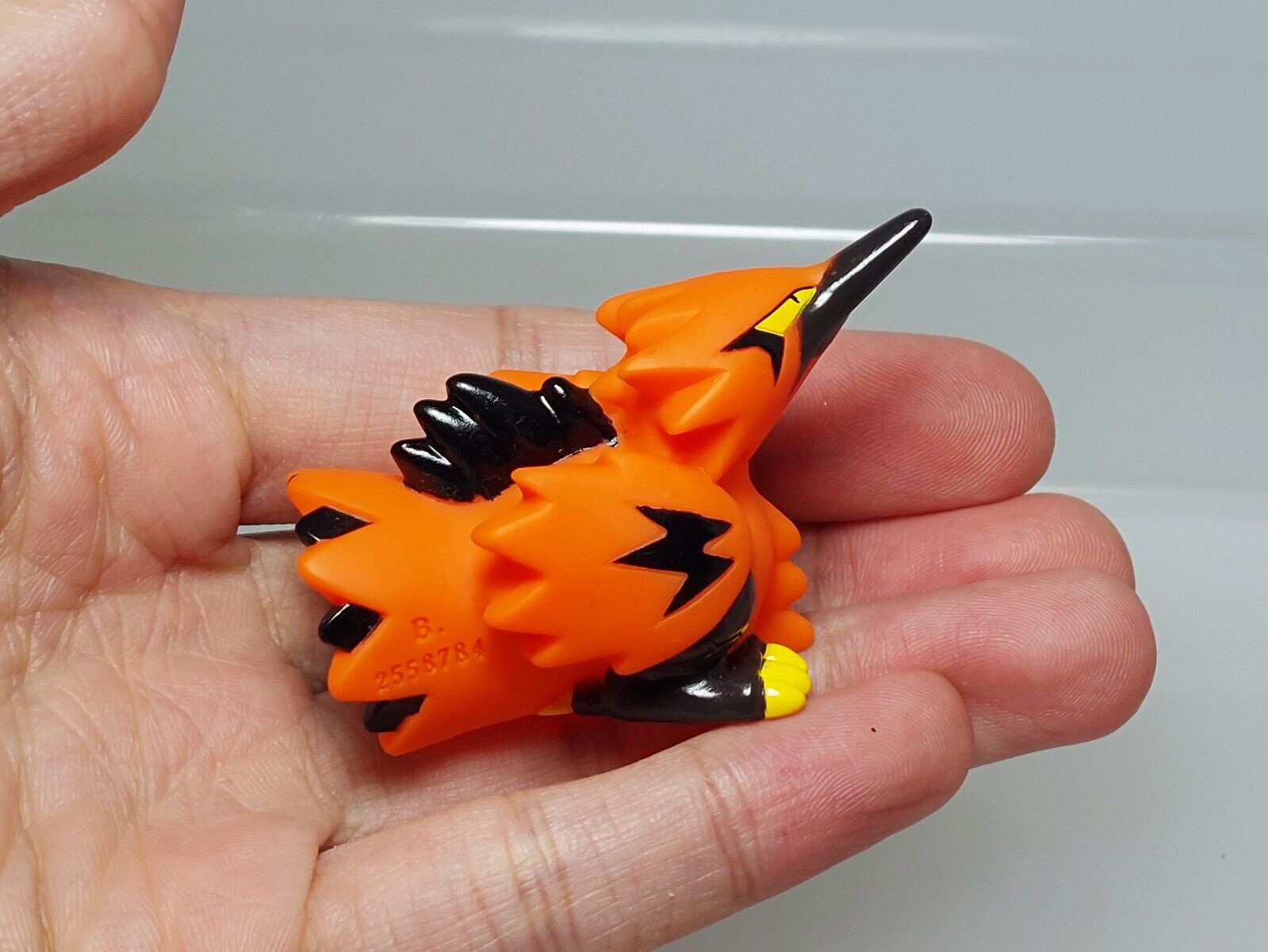 Bandai pokemon shokugan lendário pássaro moltres zapdos articuno