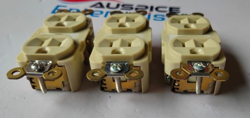 HUBBELL HBL5262I 125VAC 15A 5-15R IVORY DUPLEX RECEPTACLE LOT OF 3 - Picture 10 of 11